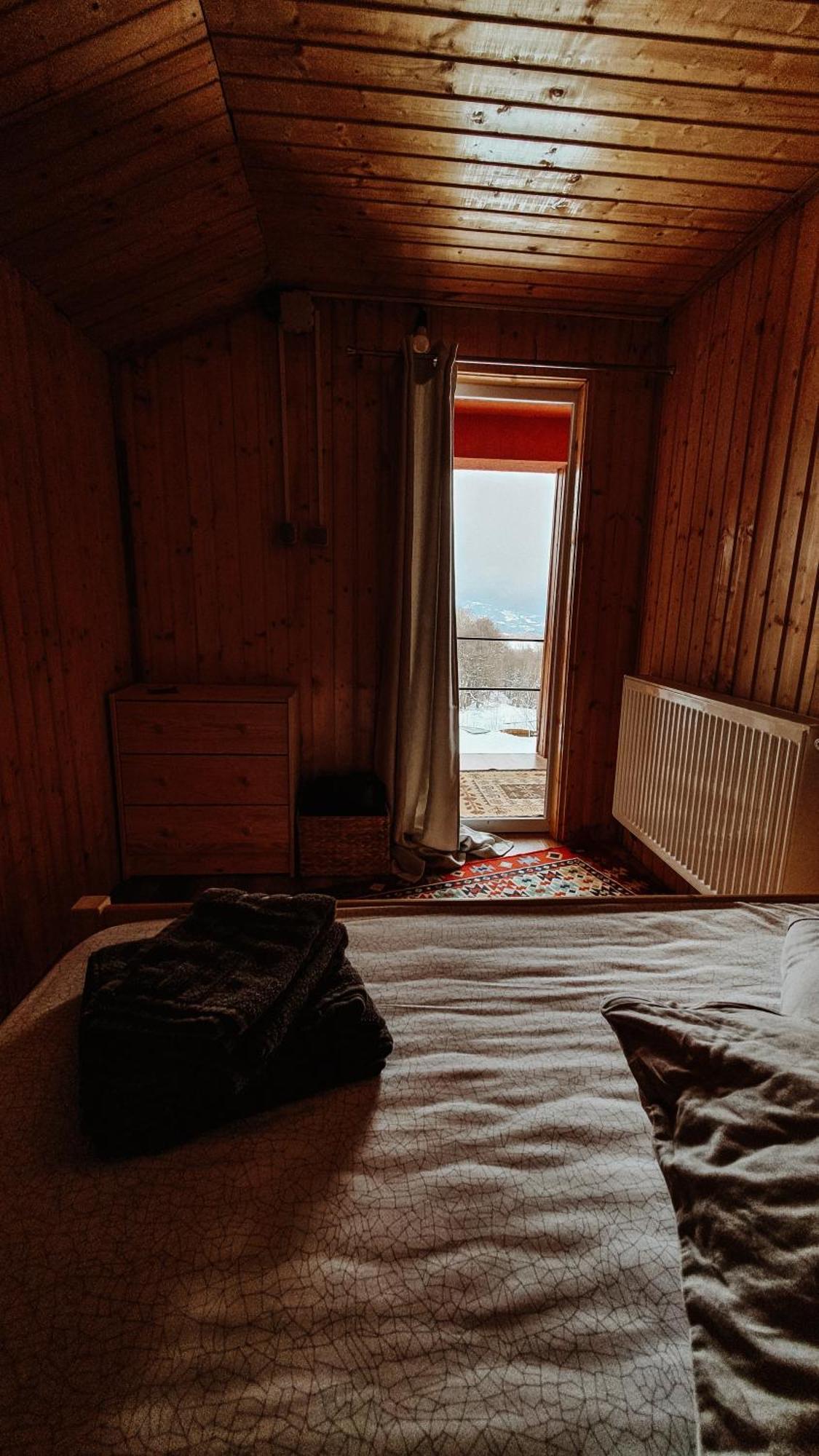 La Cabana, Corbeni Quarto foto
